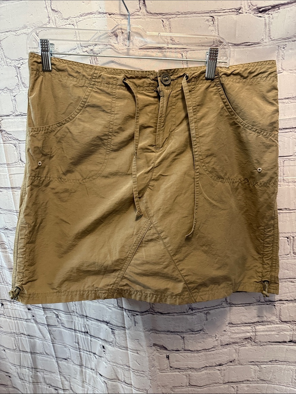 Columbia Women’s Tan Drawstring Tan Skirt